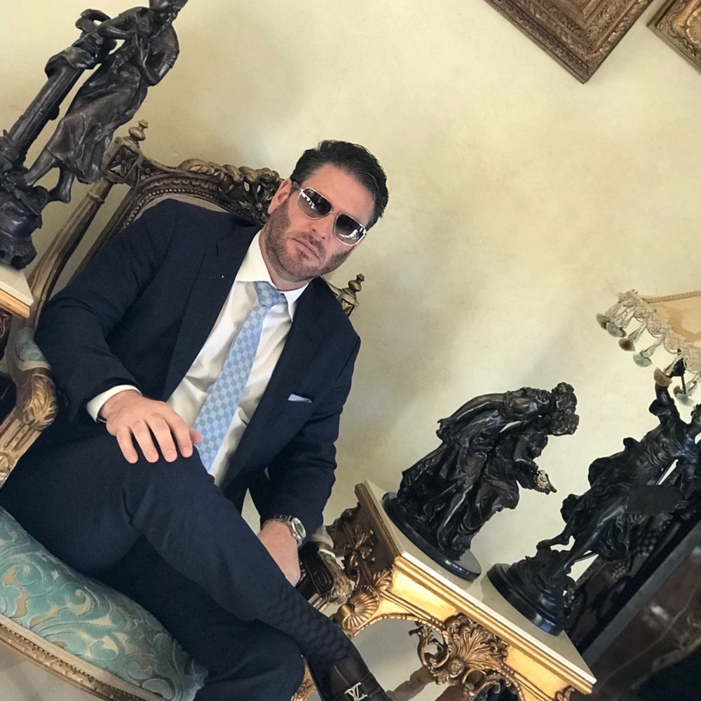 Meet your Posher, Michael